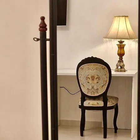 Anime Sante - Piazza Duomo Casa vacanze LʼAquila