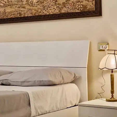 Anime Sante - Piazza Duomo