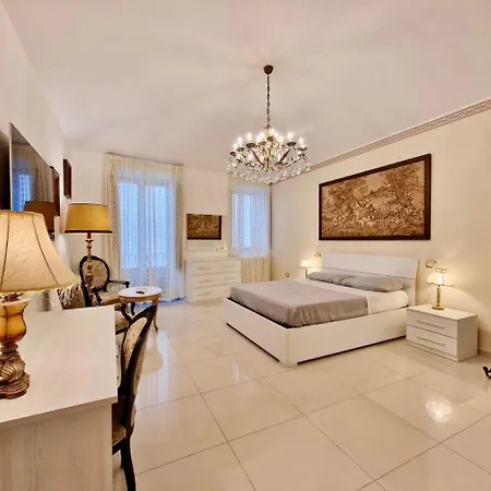 Anime Sante - Piazza Duomo Casa vacanze LʼAquila