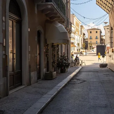 Anime Sante - Piazza Duomo Casa vacanze LʼAquila