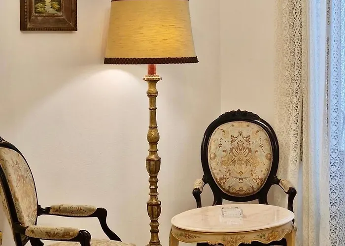 Tatil Evi Anime Sante - Piazza Duomo LʼAquila