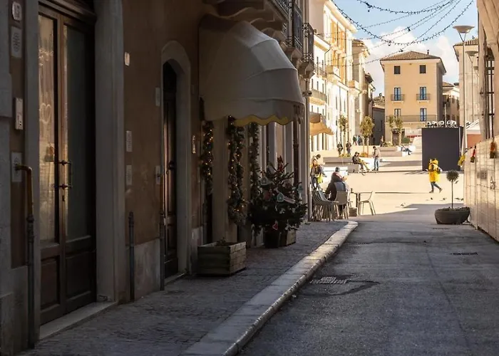 Anime Sante - Piazza Duomo Vakantiehuis LʼAquila